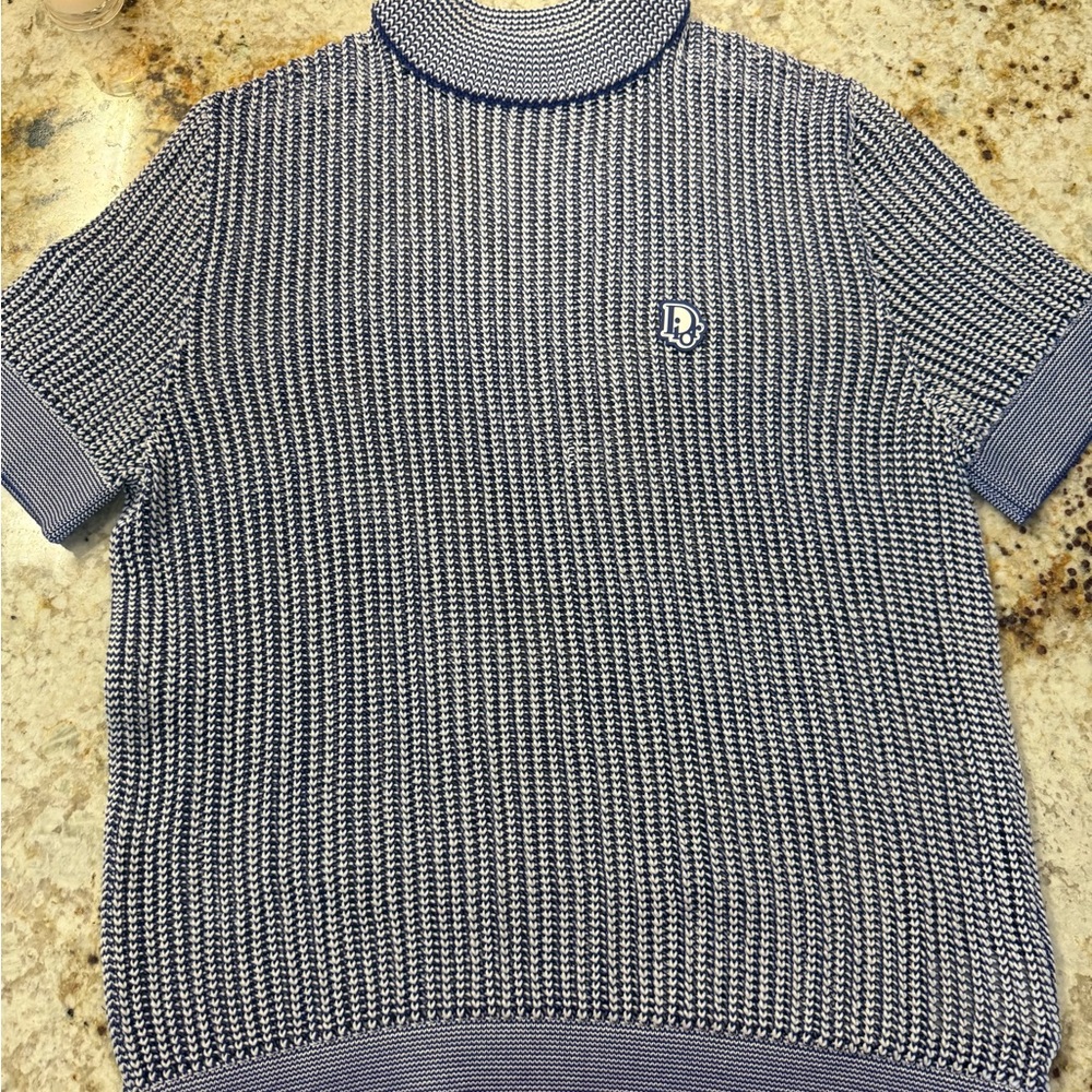 Dior men’s baby blue